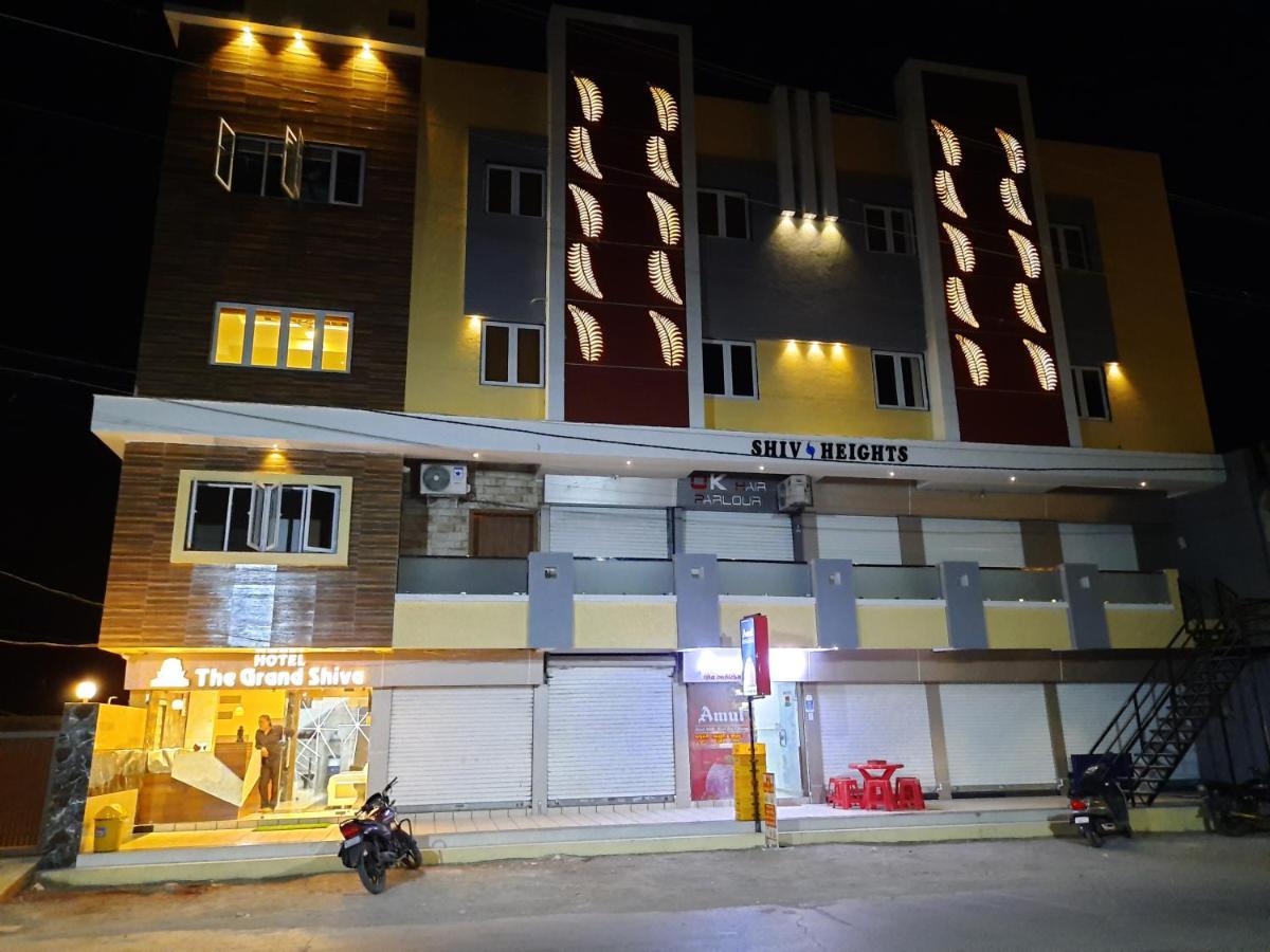 Hotel The Grand Shiva Gondal Exteriér fotografie